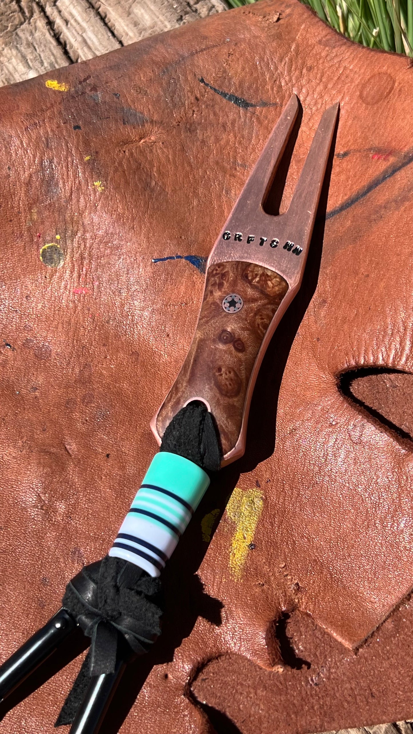 FAFO TOOL - CURLY BASTONE WALNUT